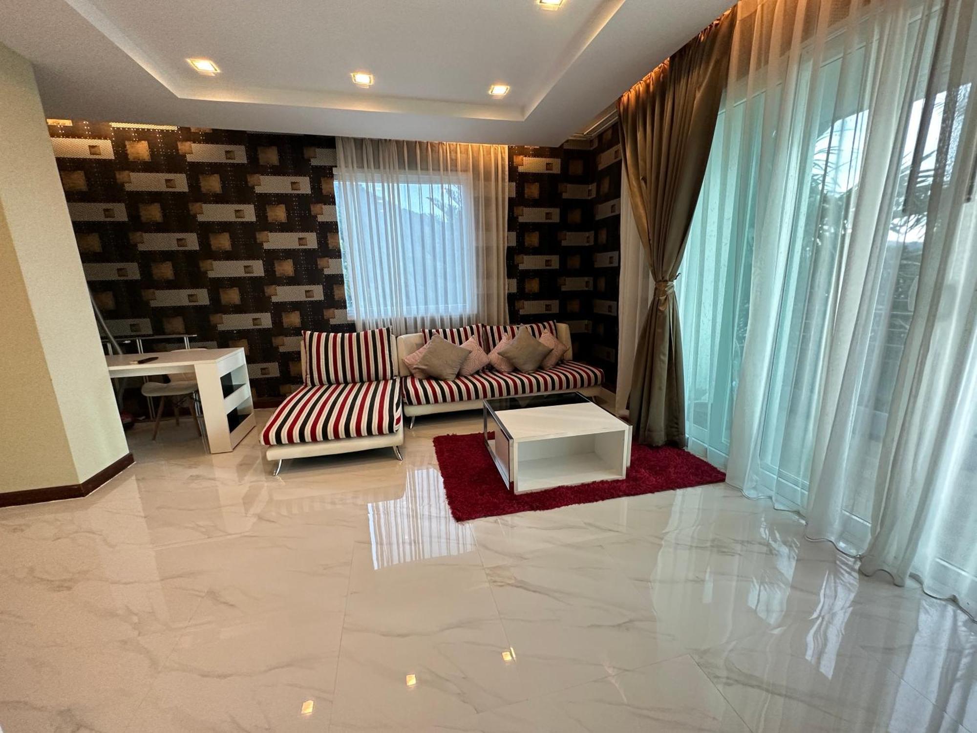 Phuket Condominium Karon Beach Экстерьер фото